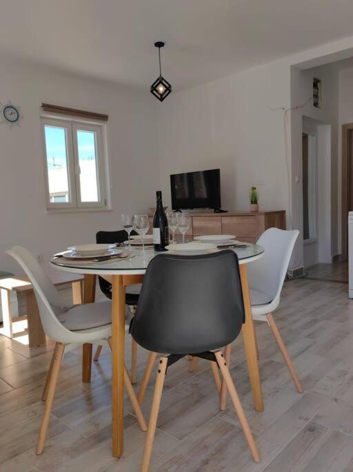 Apartment Marija, New 1Bd Apt With Free Parking 스플리트 외부 사진