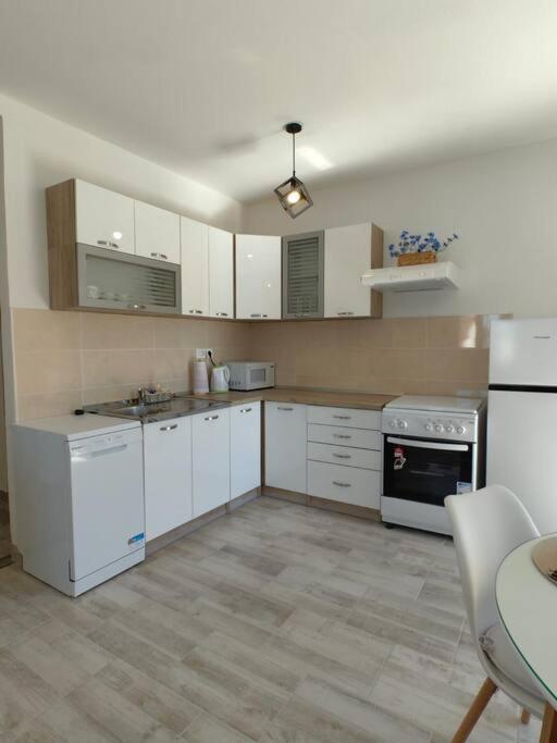Apartment Marija, New 1Bd Apt With Free Parking 스플리트 외부 사진