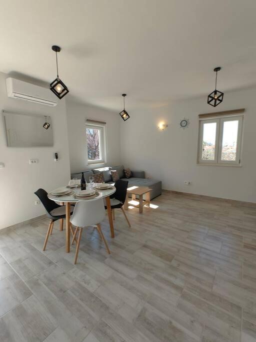 Apartment Marija, New 1Bd Apt With Free Parking 스플리트 외부 사진